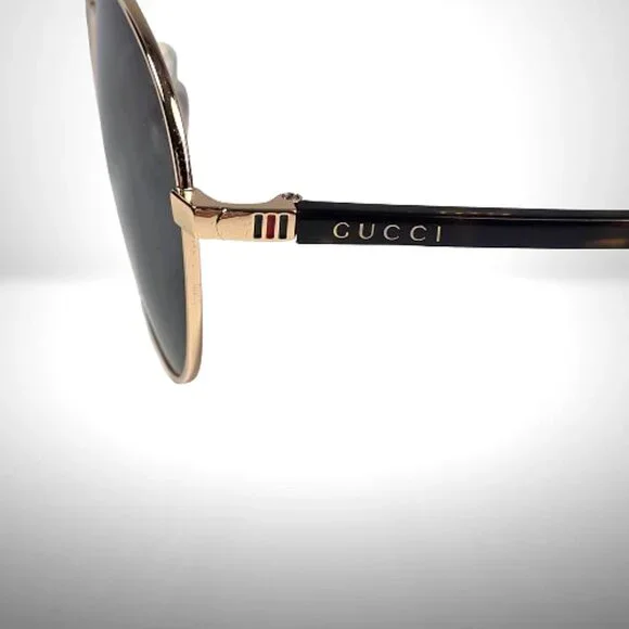 Gucci GG0043SA Aviator Sunglasses – Gold Frame / Gray Gradient Lenses - NEW - Picture 5 of 9